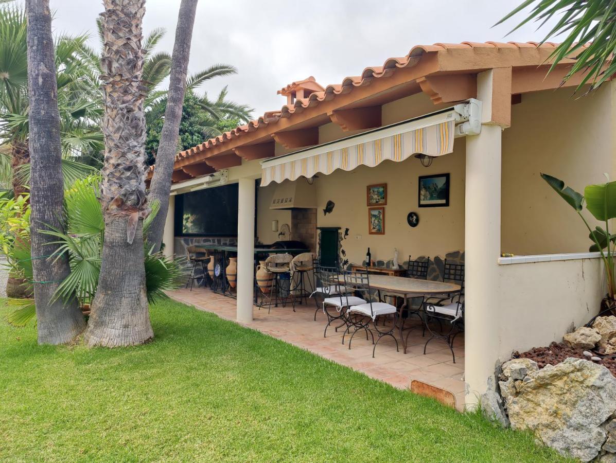 Casa Candelabro L'Alfas del Pi Exteriör bild